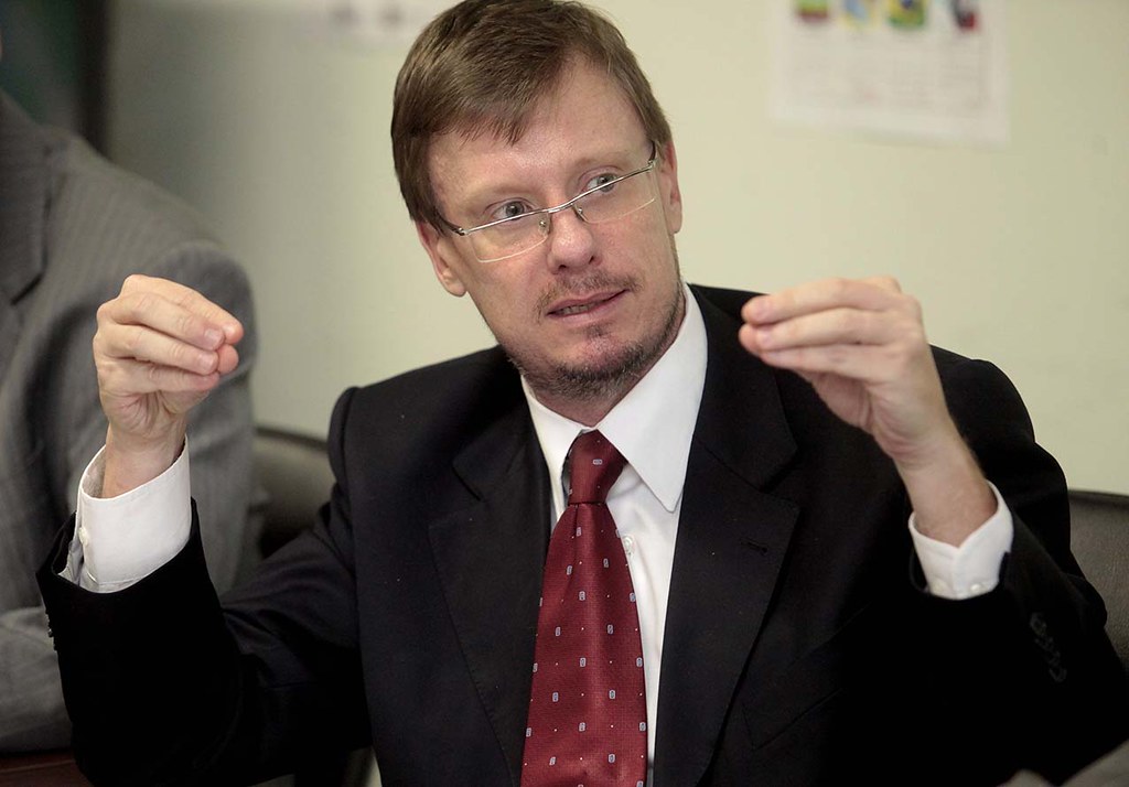 Novo desembargador toma posse no TJ-RS