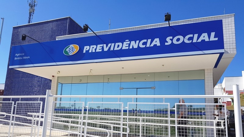 Segurada do INSS será indenizada por demora na implantação do auxílio-doença 