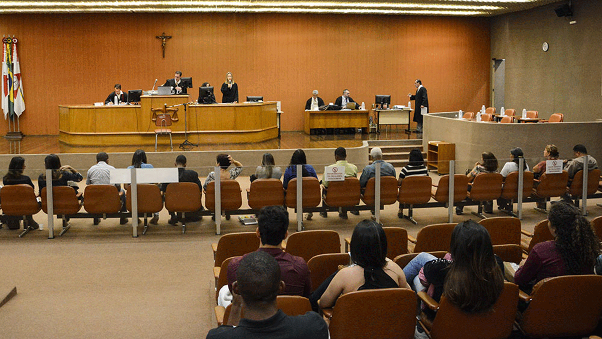Indícios de autoria justificam manutenção de júri popular￼