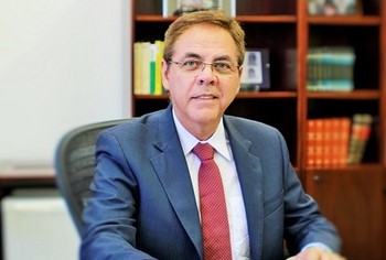 Juiz federal determina pensão militar para filha transgênero