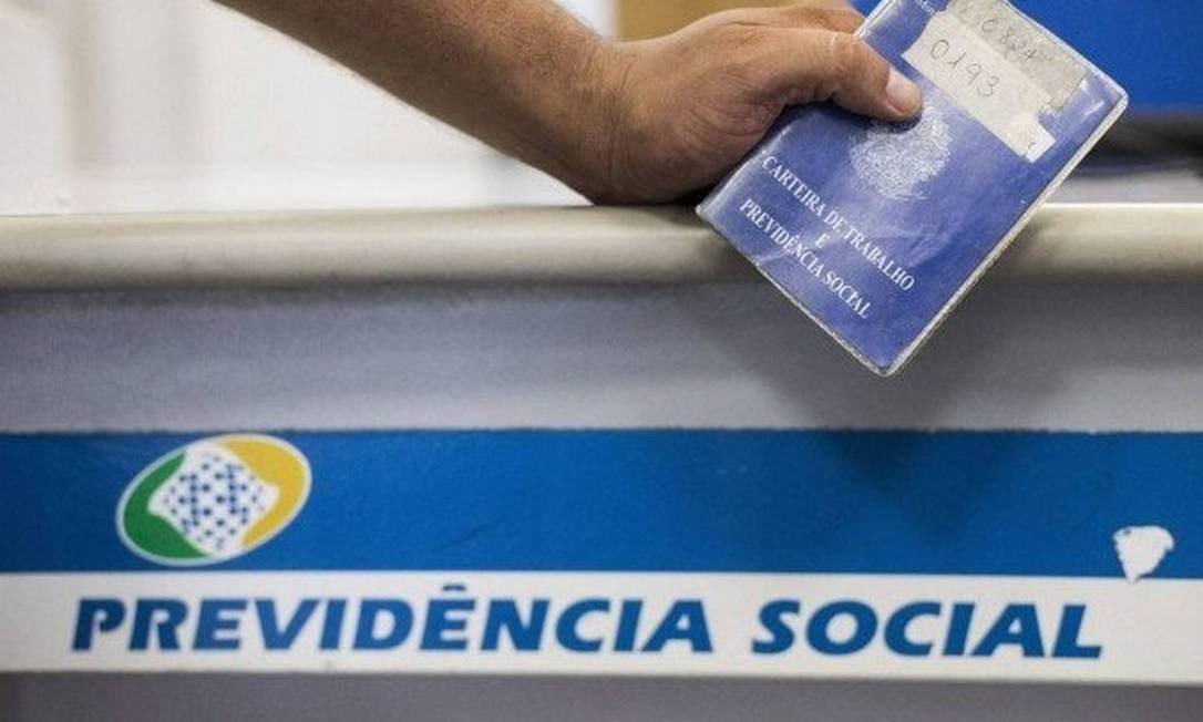 Estatal terá de reintegrar demitido com base na reforma da previdência