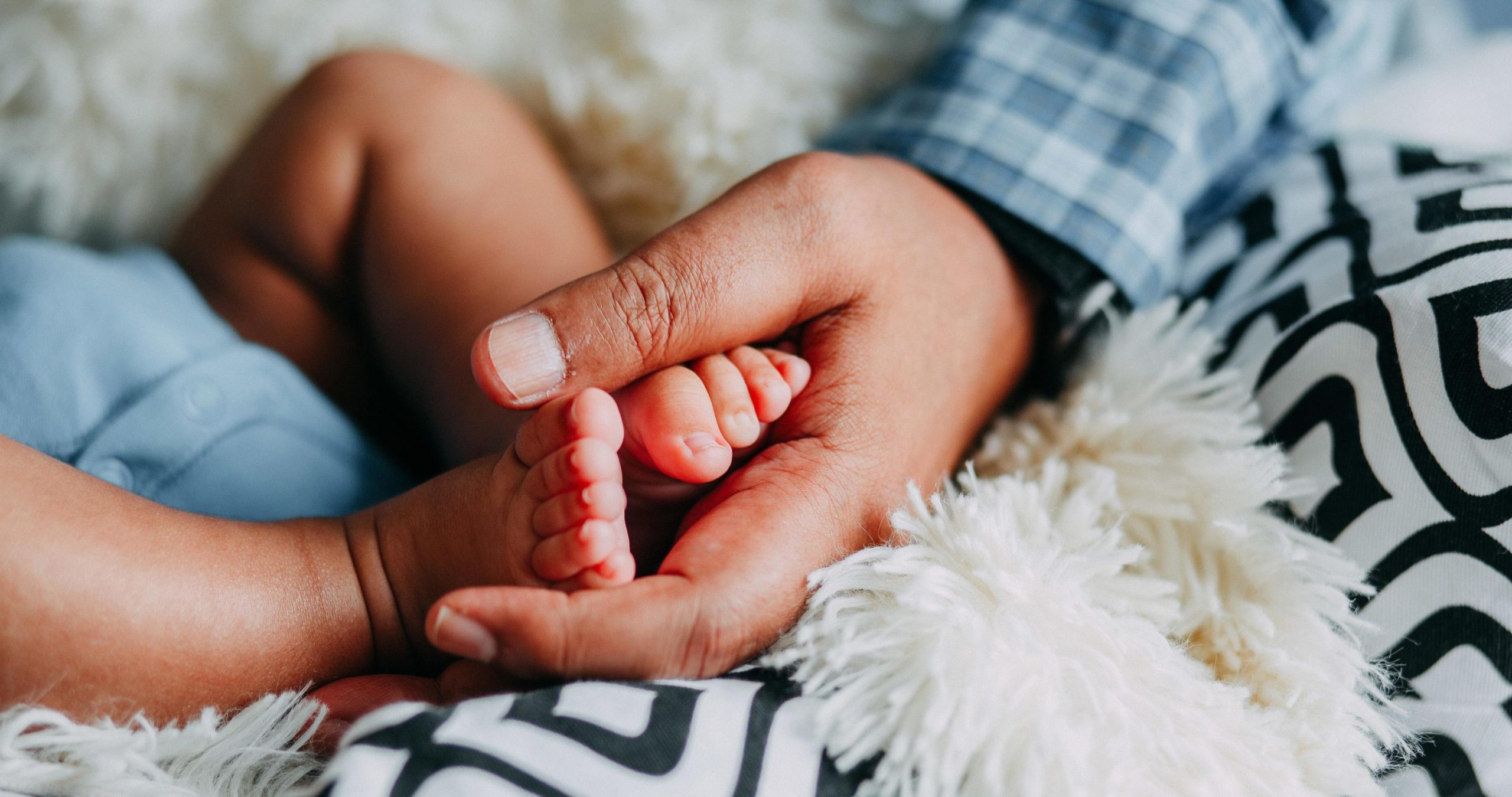 Justiça mantém prorrogação de licença-maternidade a servidora municipal