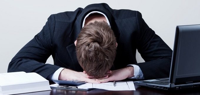 Advogado é multado em 10 salários mínimos por abandono de processo