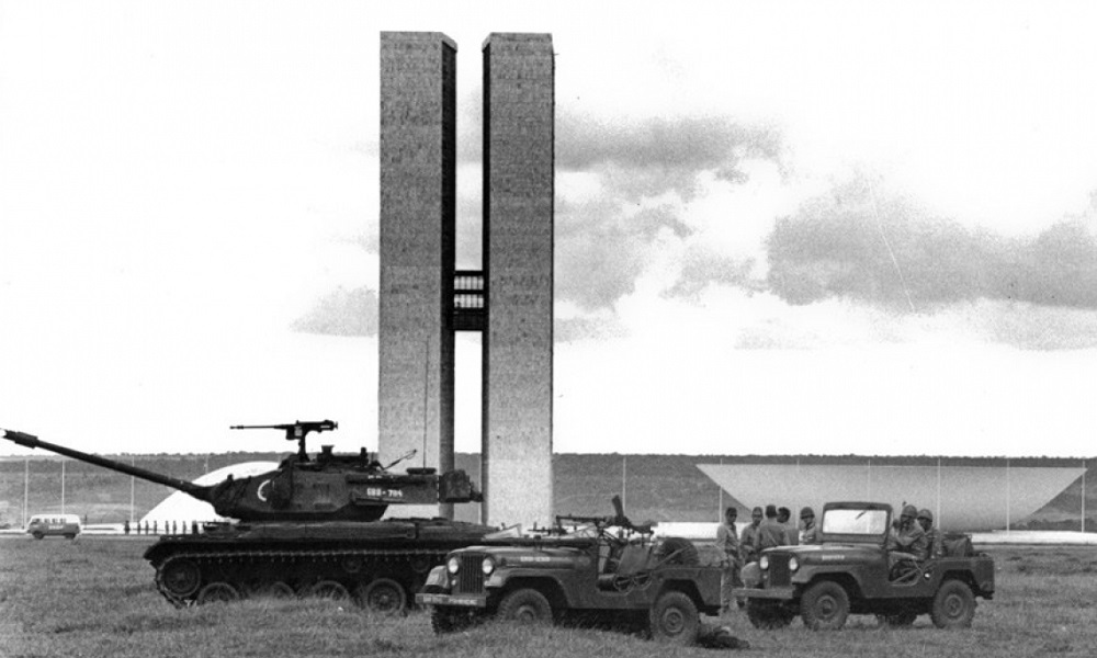 TRF5 autoriza governo a manter texto que celebra golpe de 1964