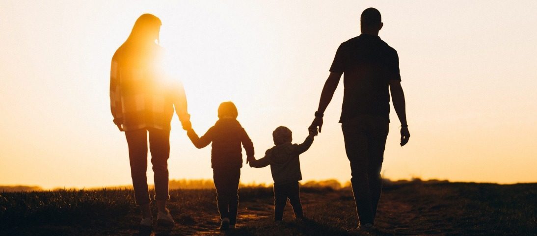 Pais residentes em países diferentes podem ter guarda compartilhada