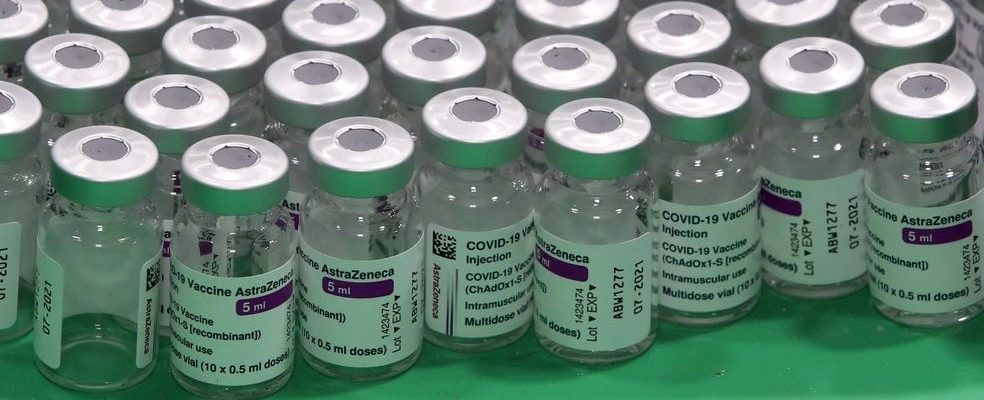 Juiz autoriza empresa a comprar 6,6 mil doses de vacina para funcionários