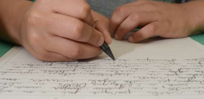 Criança escreve carta à juíza e pede para ter nome do padrasto