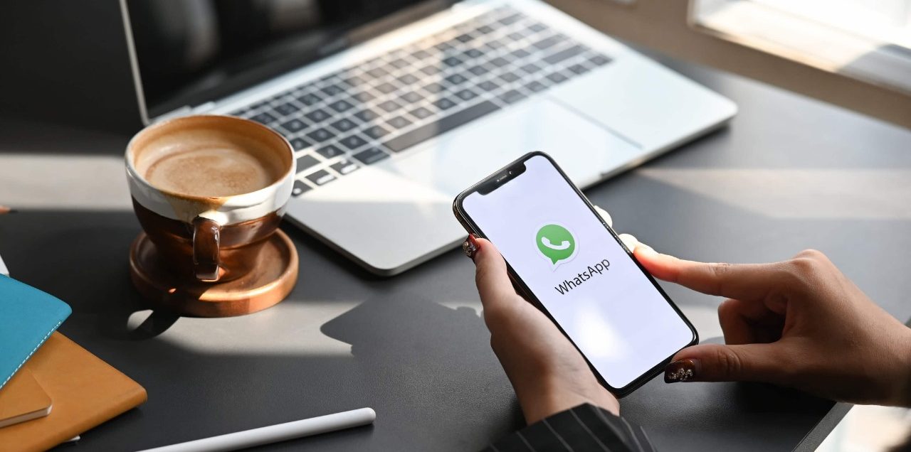 Juiz permite que réu sem endereço fixo seja citado por WhatsApp