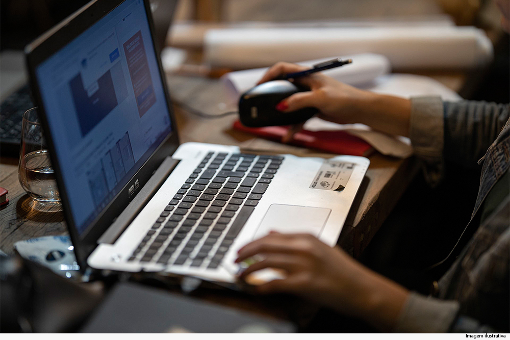 Tribunais devem garantir atendimento a cidadãos sem acesso à internet