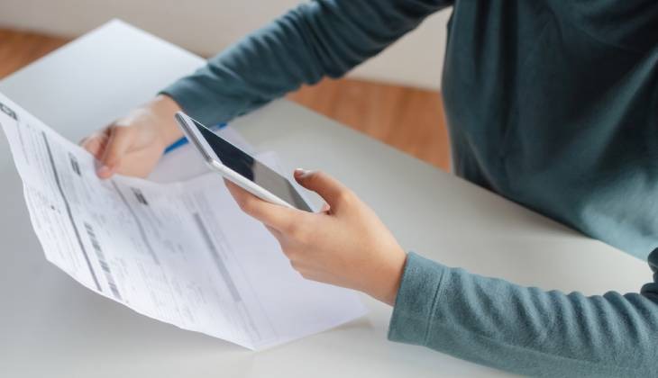 Banco e plano de saúde devem indenizar cliente por golpe do boleto falso￼