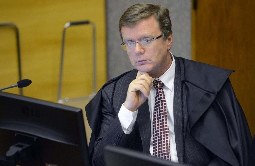 SIMILAR AO ADVOGADO: Perito judicial deve ser intimado da decisão que define seus honorários