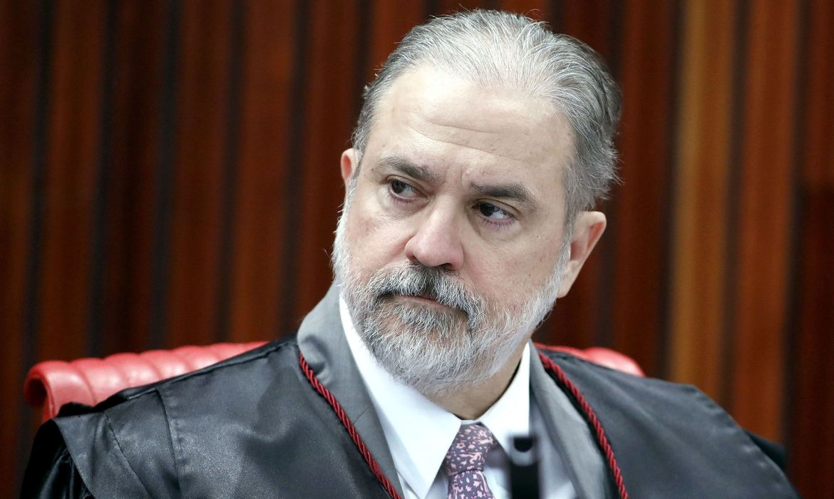 PGR defende continuidade de investigação sobre mortes de Dom e Bruno