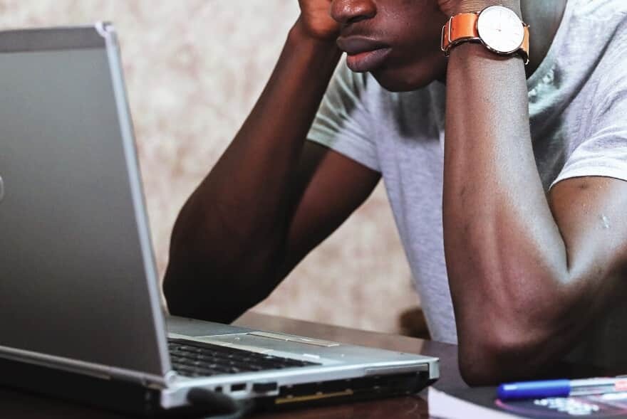 Operadora indenizará consumidores que ficaram sete dias sem internet