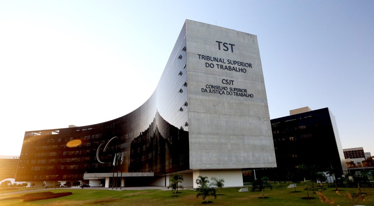 Projeto que regulamenta Conselho Superior da Justiça do Trabalho vai para sanção