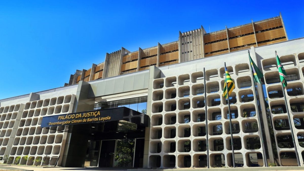 ASSÉDIOS E PODER: Servidor do TJ-GO é punido com demissão por improbidade administrativa