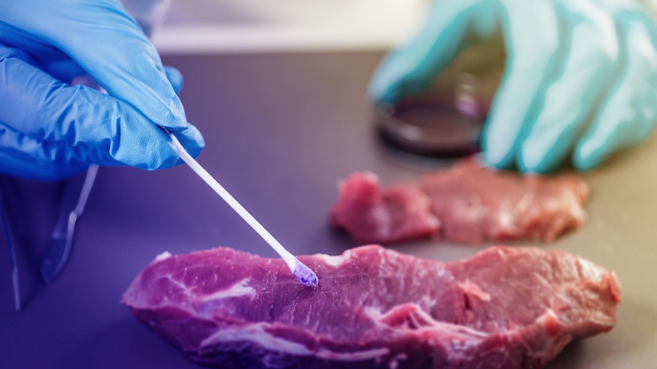 Aluno que sofreu reação alérgica após ingerir alimento será indenizado