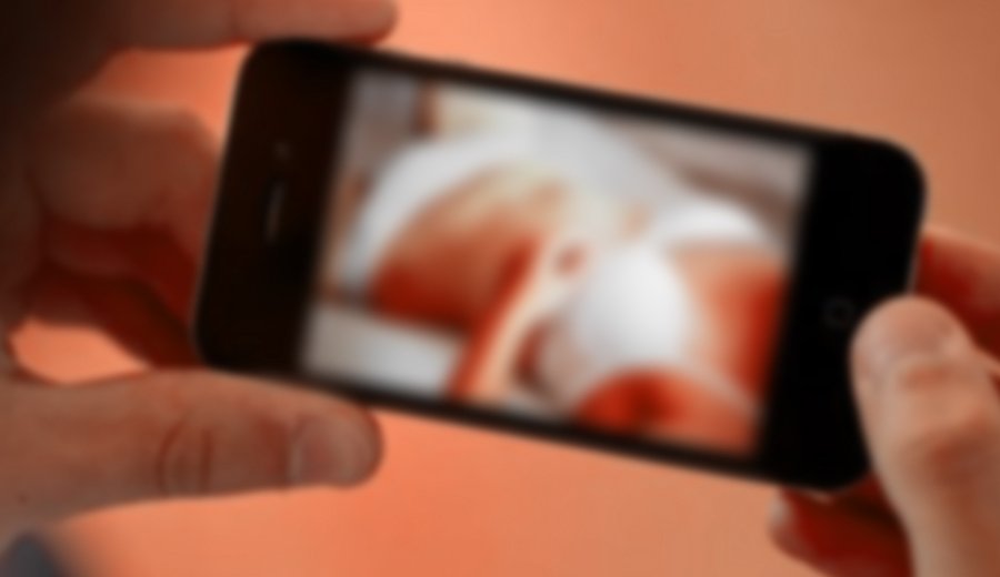 Mulher será indenizada por ex que ameaçou divulgar fotos íntimas