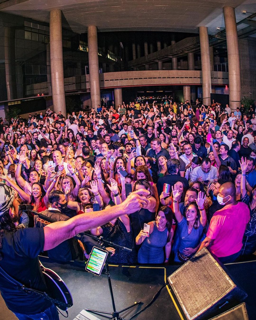 Dirigentes municipais são condenados por shows nacionais com verba pública sem licitação ￼￼