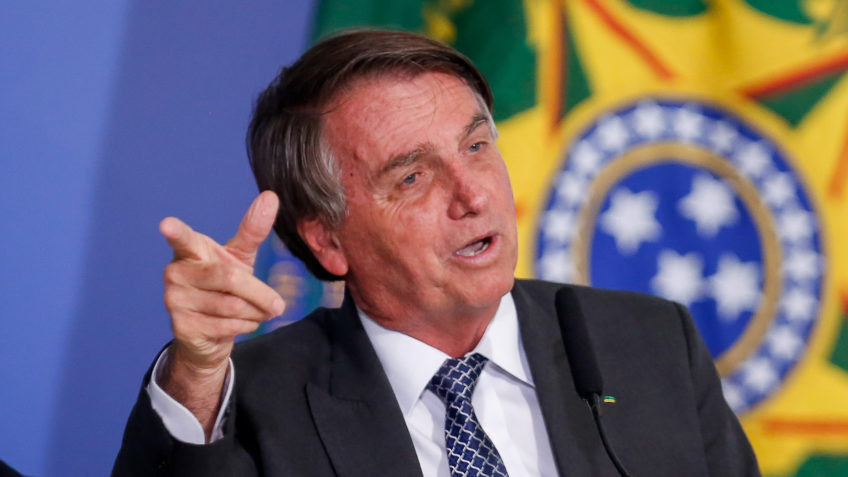 Por 4 votos 1, TJ-SP mantém condenação a Bolsonaro por ofensas a jornalista￼