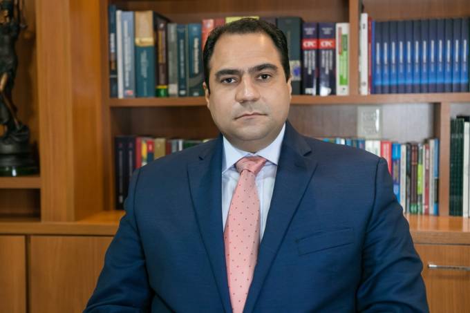 BETO SIMONETTI: Conheça mais sobre o perfil do novo presidente da OAB Nacional