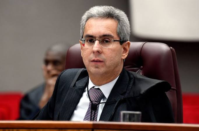 Ministro do STJ manda TJ-GO julgar pedido de medicamento de paciente com câncer