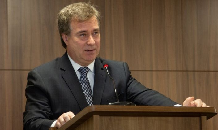 Justiça concede liminar para afastar aumento de quase 2.500% no ISS de advogados