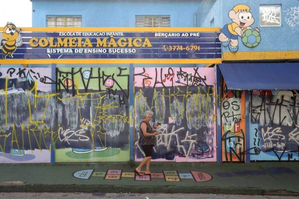 Justiça nega habeas corpus a diretora de escola acusada de maus-tratos