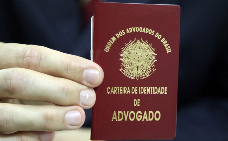 Defensores públicos que advogam devem ter OAB, decide STF