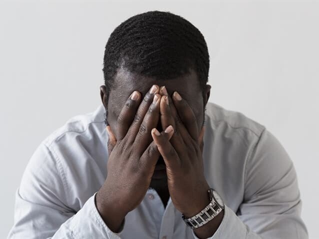 ‘Macaco’, ‘preguiçoso’, ‘gorila’: Justiça condena emissora de TV por ataques racistas