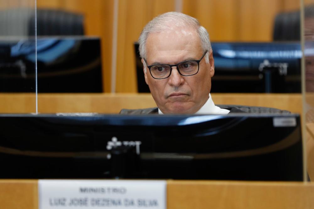 Beneficiário de justiça gratuita não é obrigado a pagar honorários após perder ação, entende TST