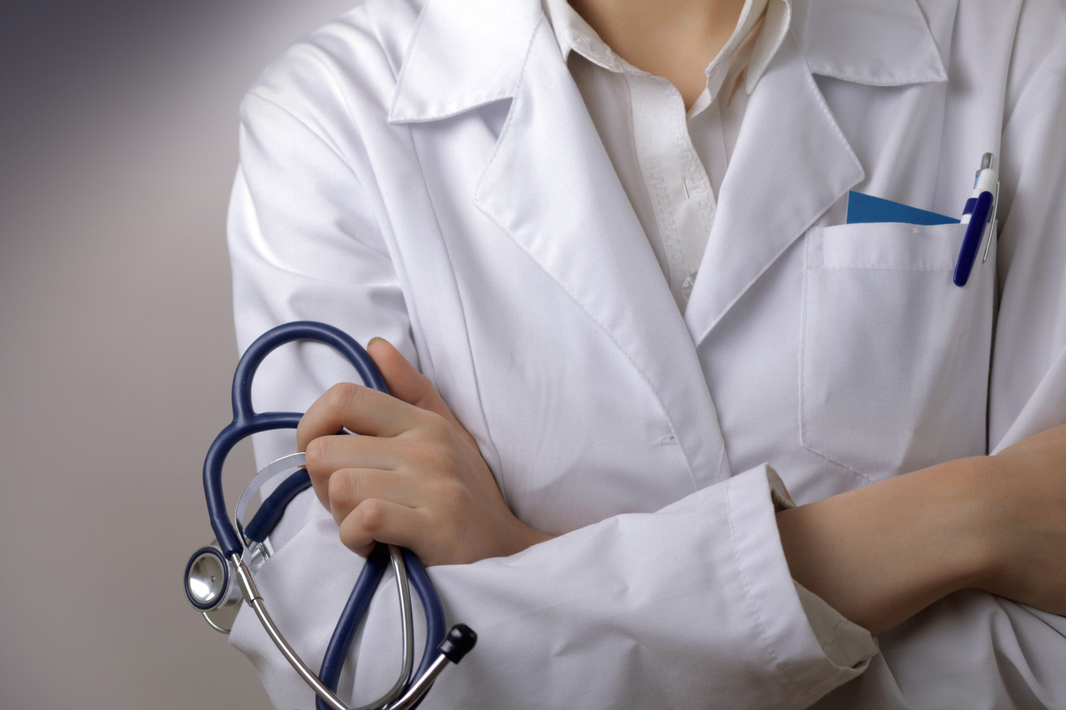 Médica é condenada por desvio de medicamentos em Chapecó