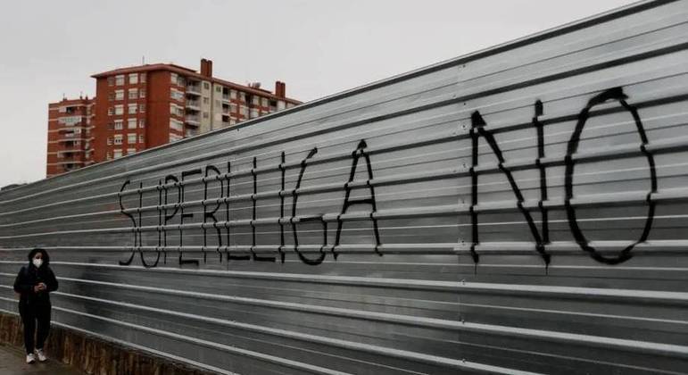 Pichação sobre objeto móvel não é crime