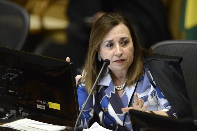 Parcelamento tributário por um devedor não afasta solidariedade dos demais, entende STJ