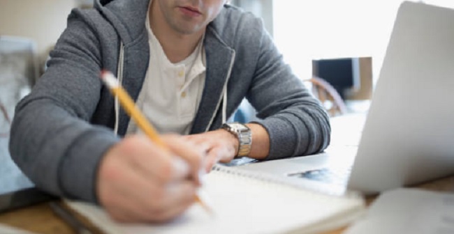 Estudante que fez ensino médio no SESI não tem acesso a vaga universitária para escola pública