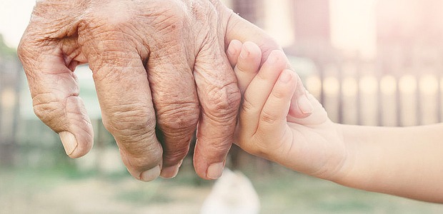 TJSC mantém direito dos avós paternos de visitar neta sem restrições religiosas