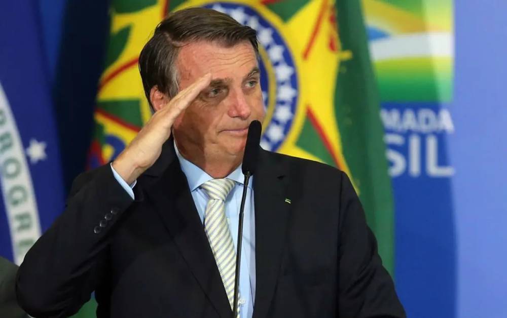 Juiz federal extingue ação popular que questionava perdão de Bolsonaro a Silveira