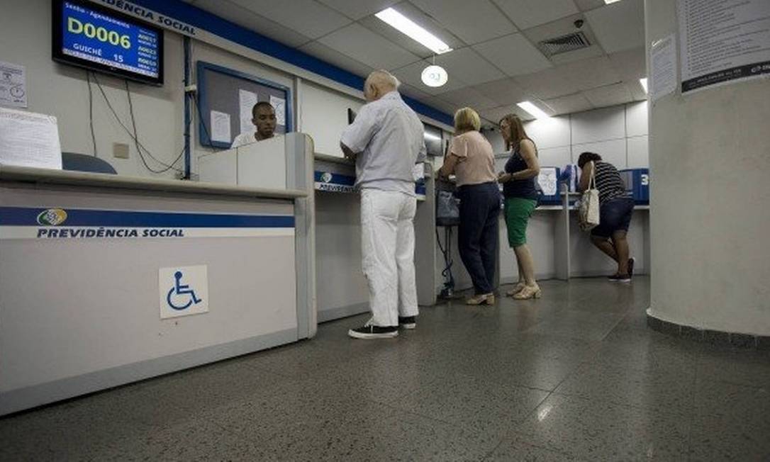 Justiça determina internação urgente de idoso em leito de UTI