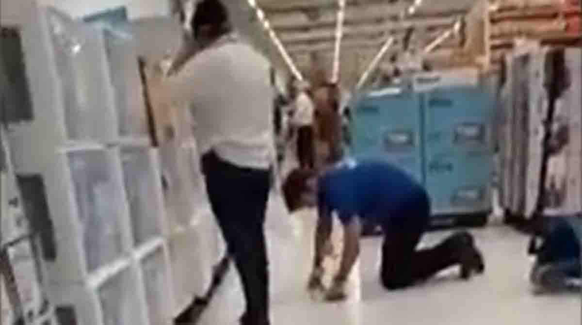 HUMILHAÇÃO PÚBLICA: Juiz do Trabalho condena Carrefour por assédio moral organizacional