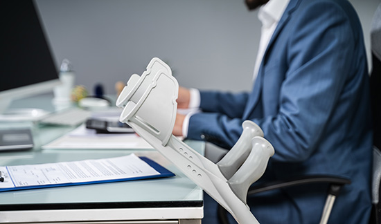 Liminar impede cobrança vencimentos de servidor após licença para tratar assuntos particulares￼