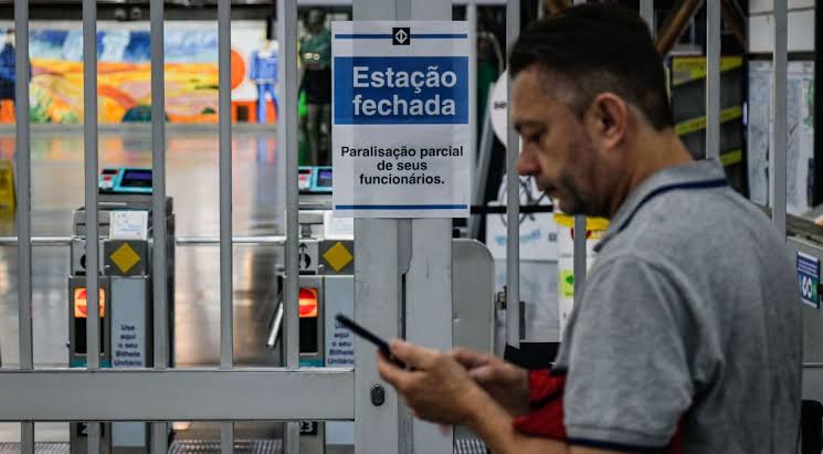 Decisão judicial diz que greve de Metrô em São Paulo é política