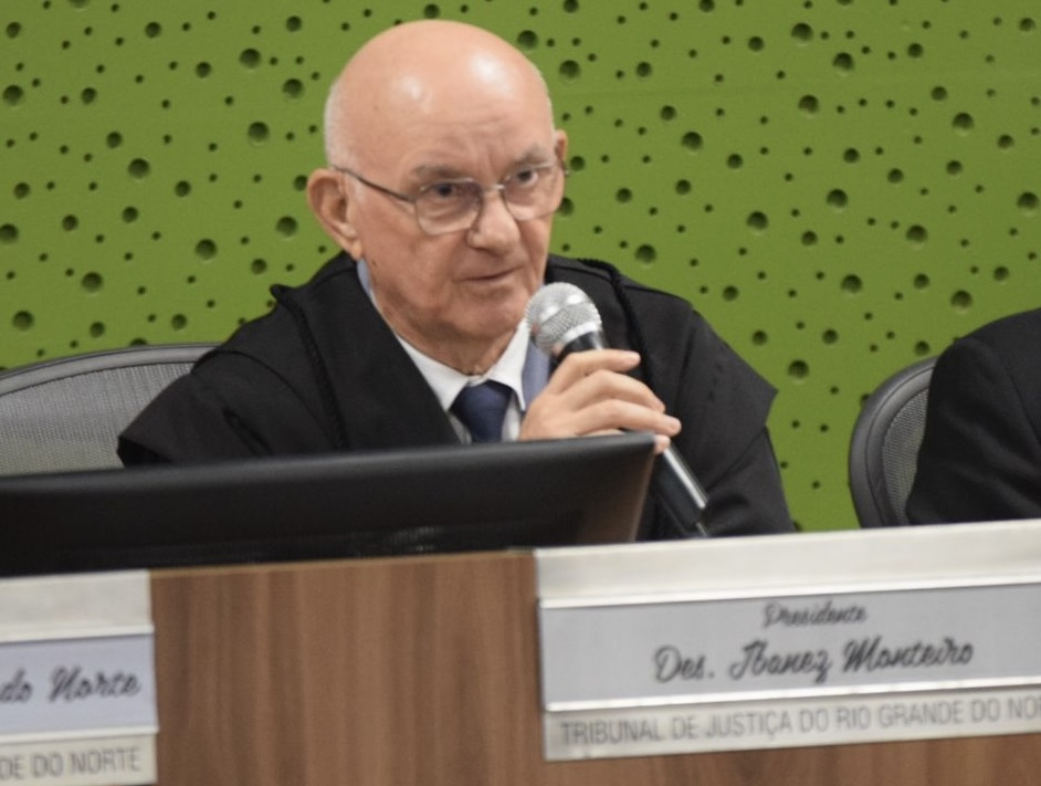 Desembargador Ibanez Monteiro é empossado presidente do TJ-RN para biênio 2025-2026: “Vamos priorizar a atividade essencial do Tribunal que é julgar”