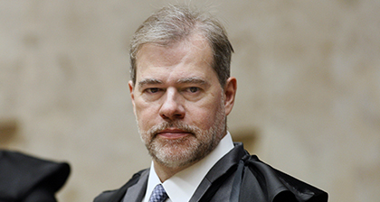 STF avaliará inclusão de alunos EAD no programa Pé-de-Meia Licenciaturas