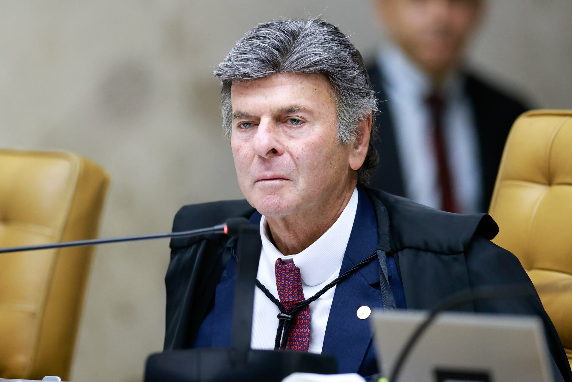 STF decide que guardas municipais podem fazer policiamento urbano