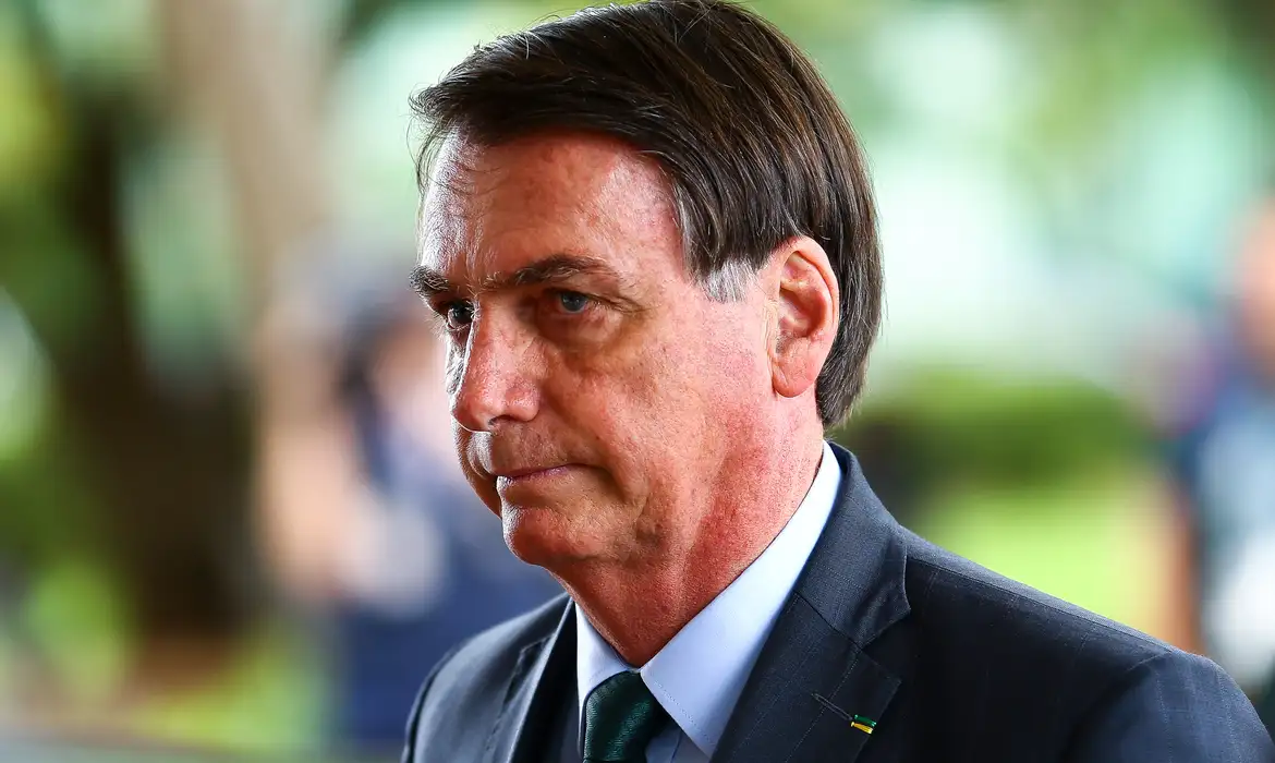 STF prevê julgar Bolsonaro por golpe ainda em 2025 para evitar contaminação do processo eleitoral