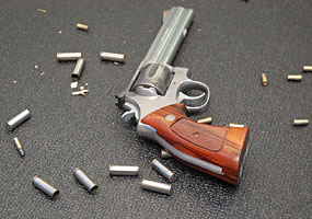 TRT-2 autoriza penhora de armas de fogo para pagamento de dívida trabalhista