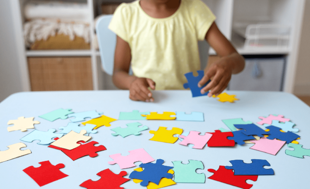 TRF-1 garante saque do FGTS para mãe custear tratamento de filha com autismo