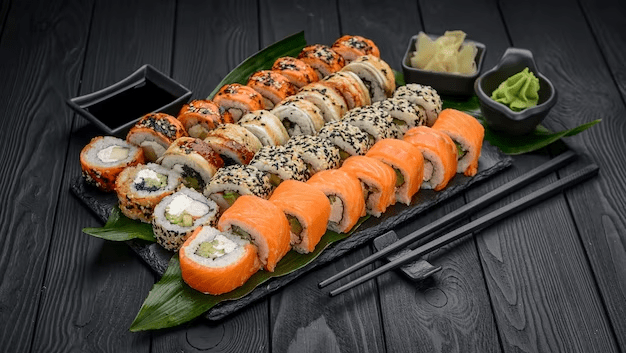 Golpe do sushi: cliente faz 49 pedidos falsos e acaba “fisgado” pela Justiça