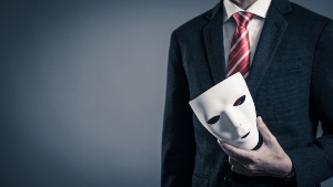 Falso advogado é condenado a mais de 15 anos de prisão por estelionato contra idosa