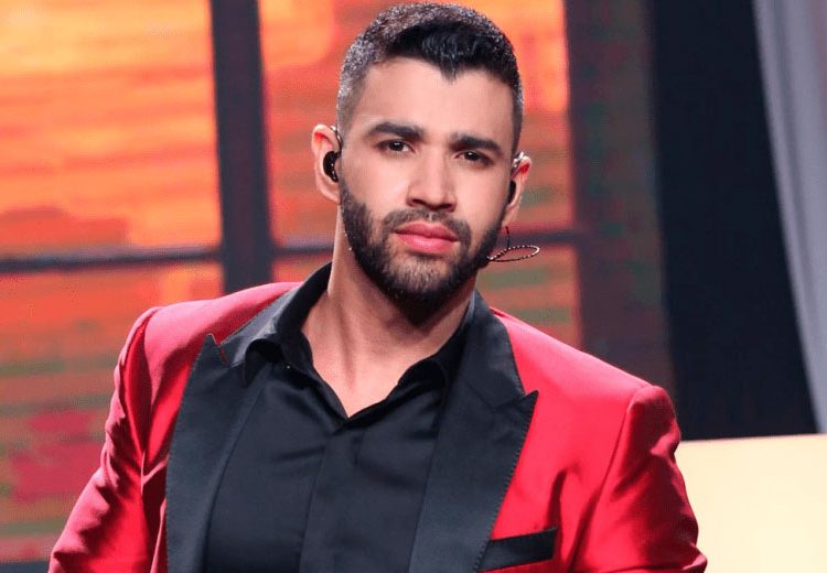 Gusttavo Lima é condenado a pagar R$ 70 mil por telefone citado em música