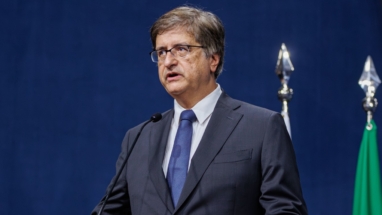 PGR rejeita pedido de Bolsonaro para afastar Dino e Zanin de julgamento